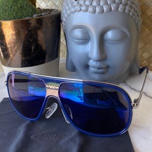 ❤️♥️SOLD♥️❤️ Carrera Unisex Sunglasses.